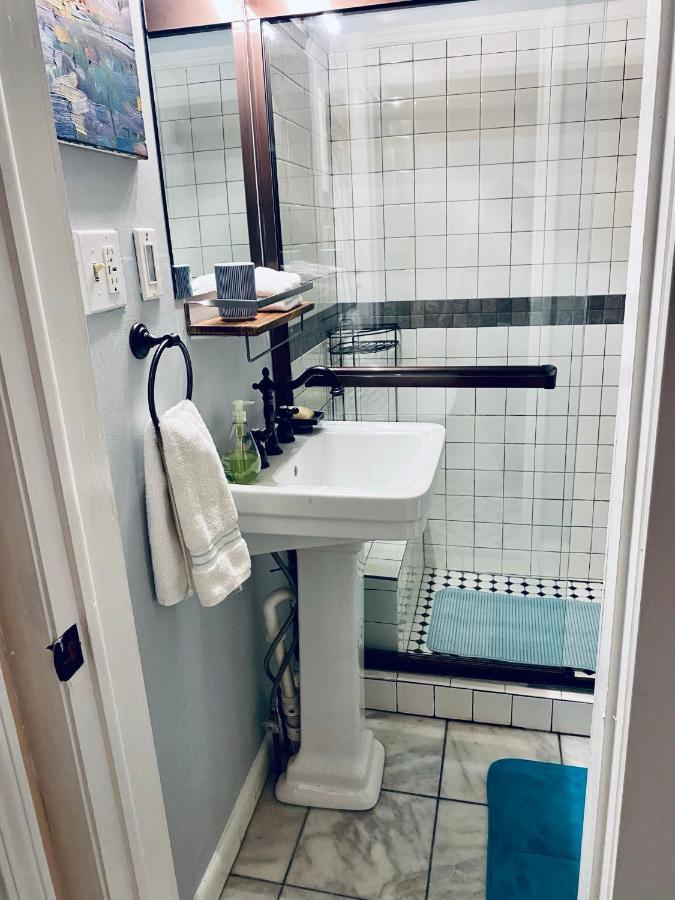 Boho-Chic Travel Pad - Unit 2 Appartement Bloomington Buitenkant foto