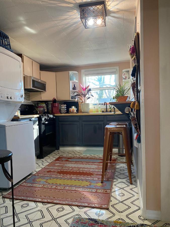 Boho-Chic Travel Pad - Unit 2 Appartement Bloomington Buitenkant foto